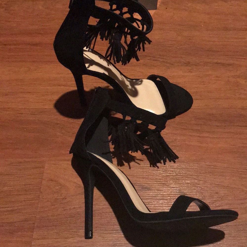 Fringe heels